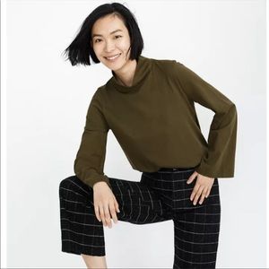 3 FOR $18 SALE Madewell Wide Sleeve Turtle Neck XS